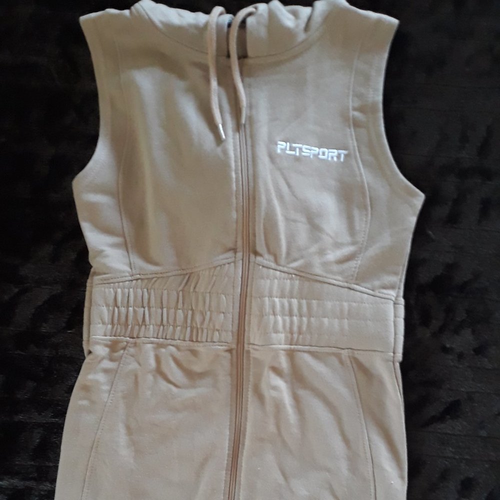 Pretty Little  Thing Hooded Zip Dress, Small